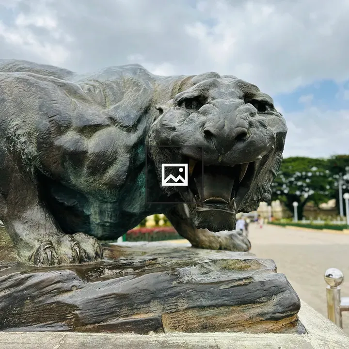 Statue at Mysore Palace