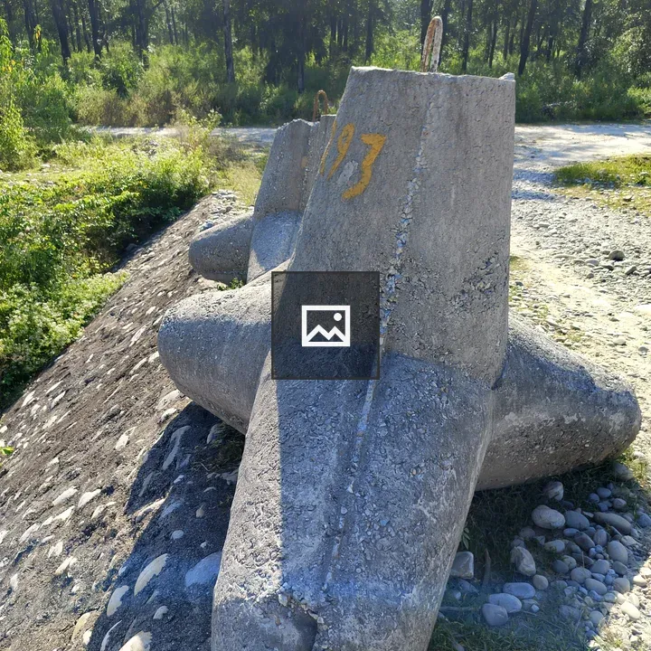 Anchor-like Concrete Structure