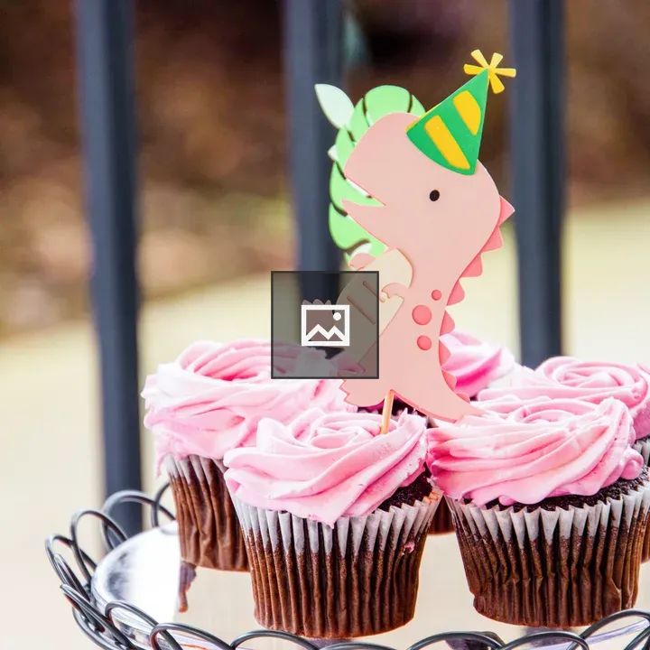 Cupcakes for a Dinosaur Birthday Party