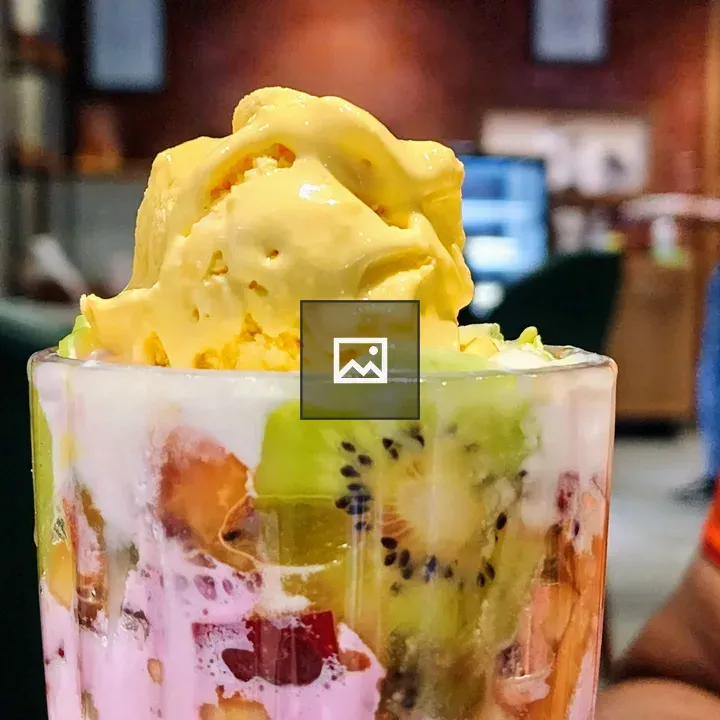 Falooda with mixed fruits