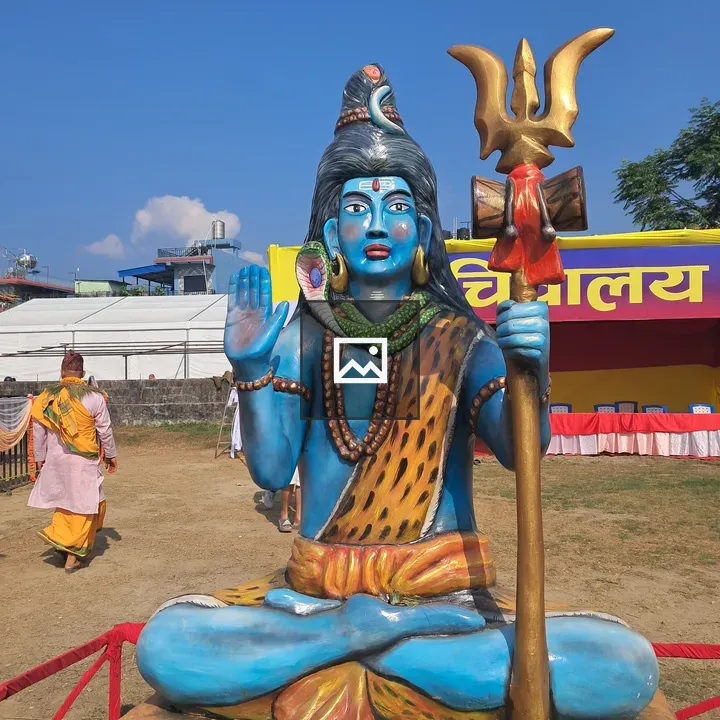 Statue of Lord Shiva in Cross-Legged Pose