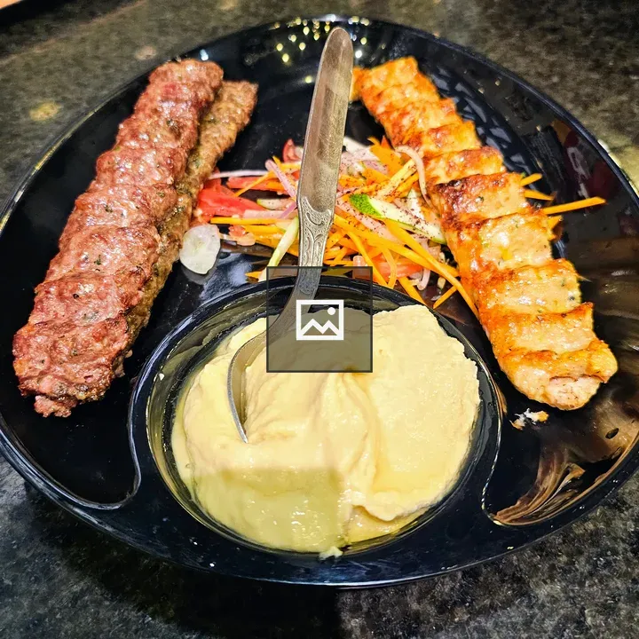Chicken and beef kebab platter