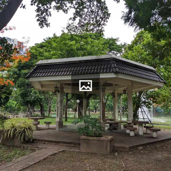 Pavilion in Lumphini Park