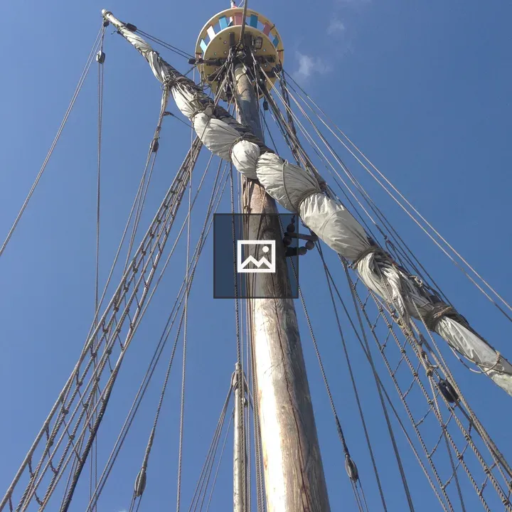 Sailing ship main mast and rigging