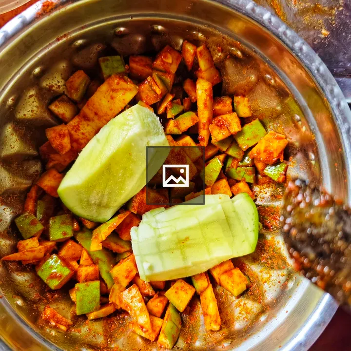 Mango masala in stainless bowl