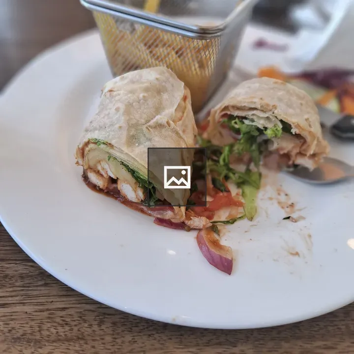 Chicken barbeque roll