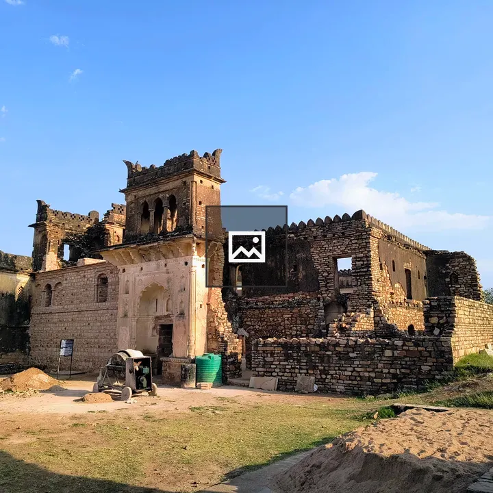 Ruined Structures at Kalinjar Fort