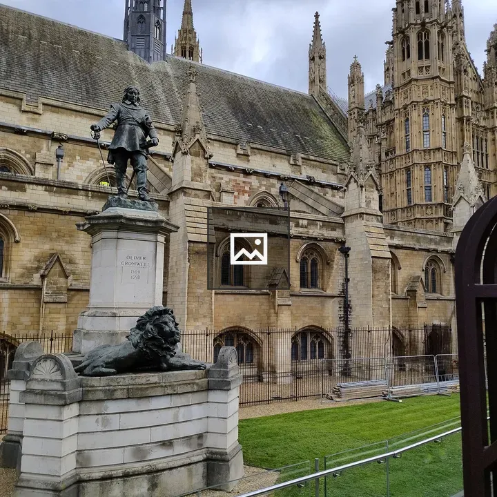 Statue and Lion Sculpture in Architecture
