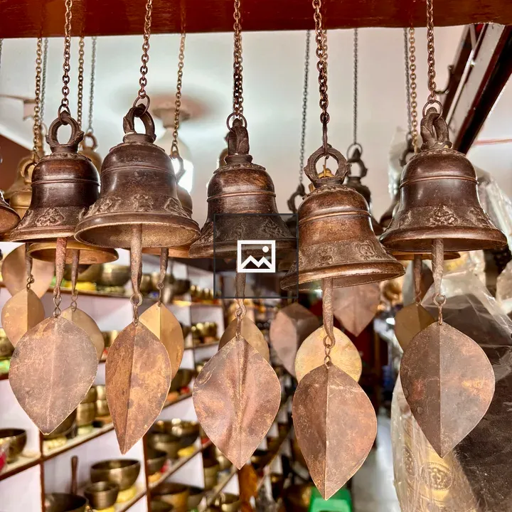 Hanging decorative metal bells