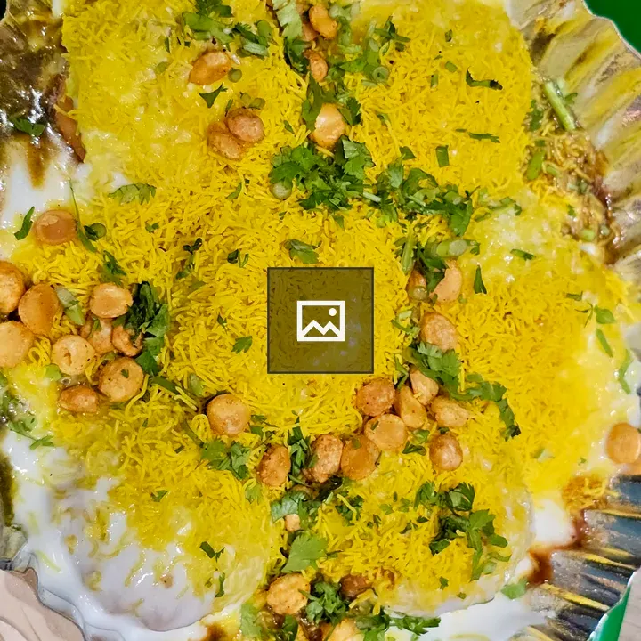 Chaat with Yellow Sev and Chutney