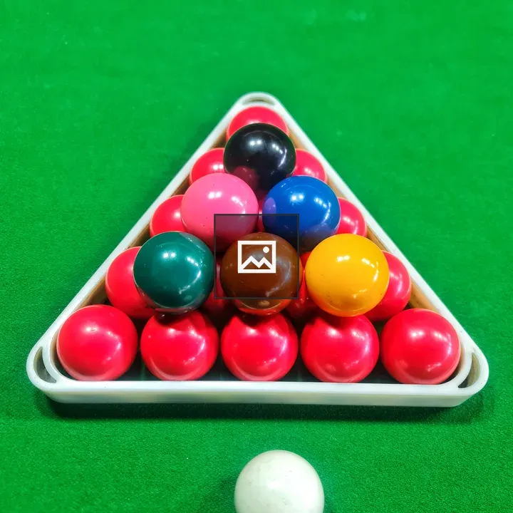Snooker ball inside a frame