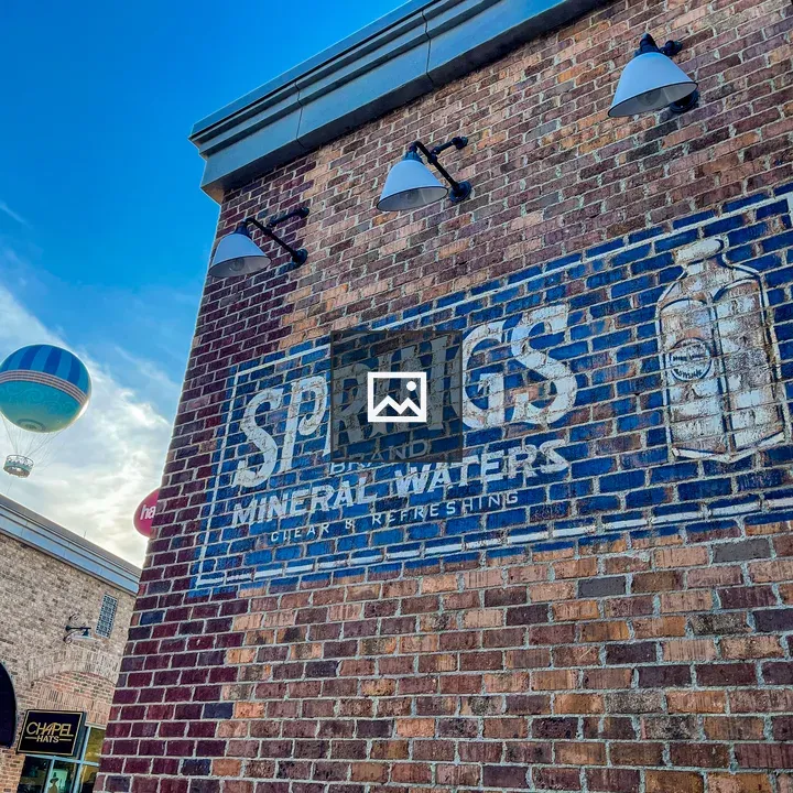 Brick building at Disney Springs