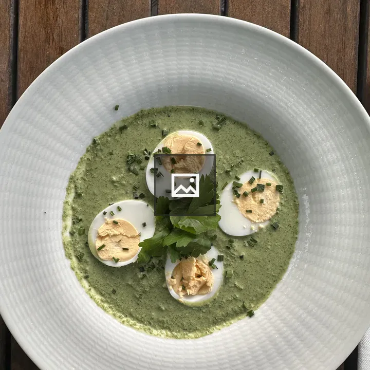 Two eggs in four pieces dip dish