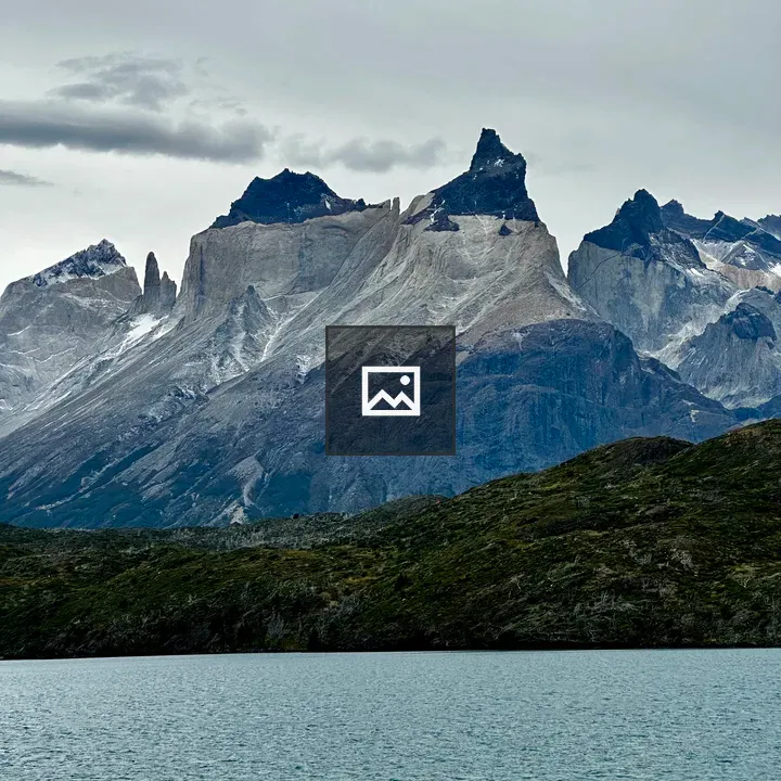Jagged peaks Torres del Paine