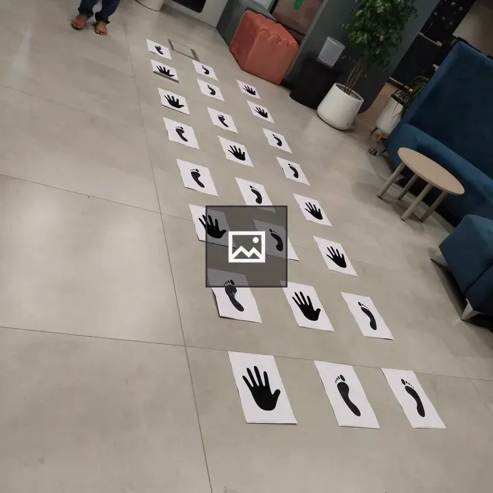 Game set on floor