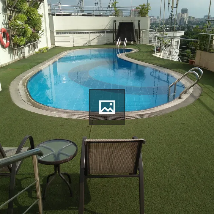 Net and Clean Swimming Pool