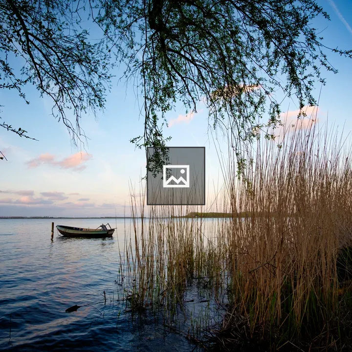 Small boat on the Gooimeer