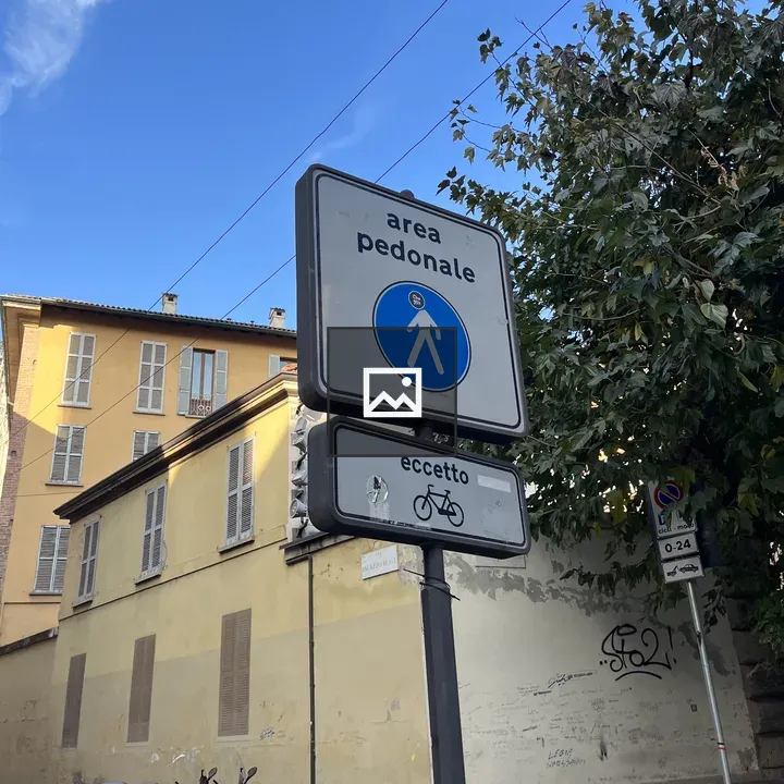 People walking sign in Milan