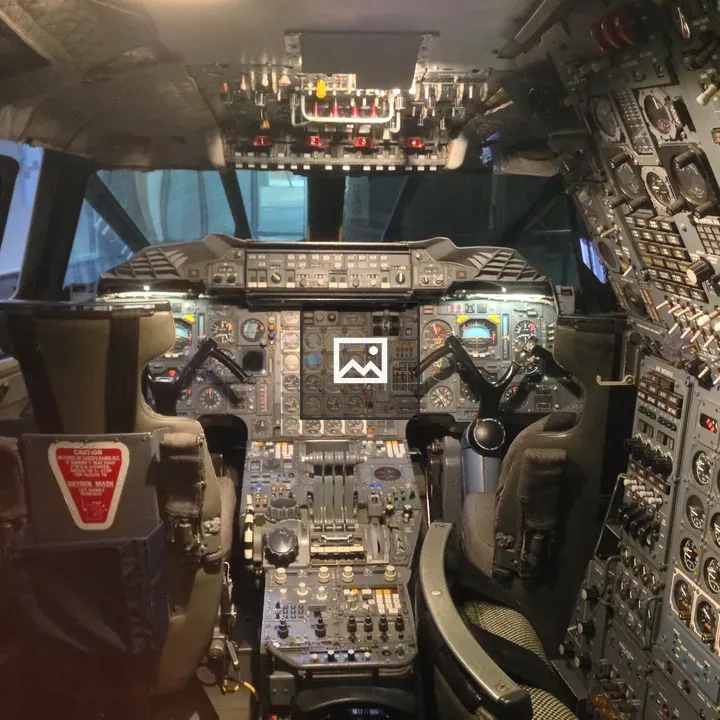 Concorde cockpit