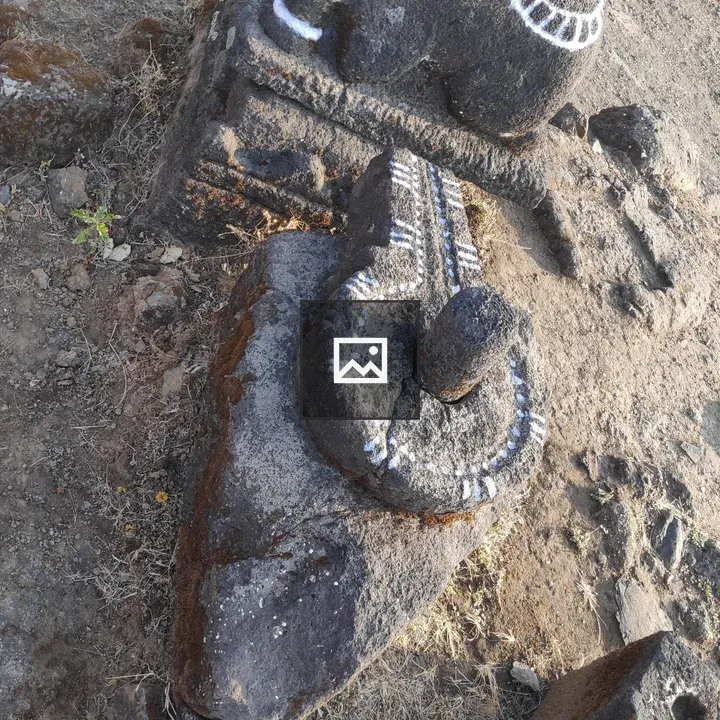 Shivling and Nandi