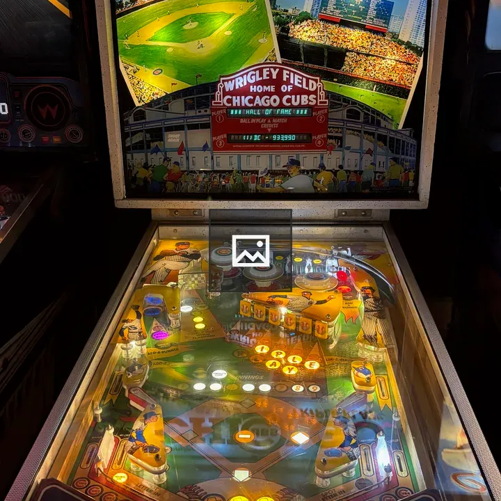 Old pinball machine with Cubs theme