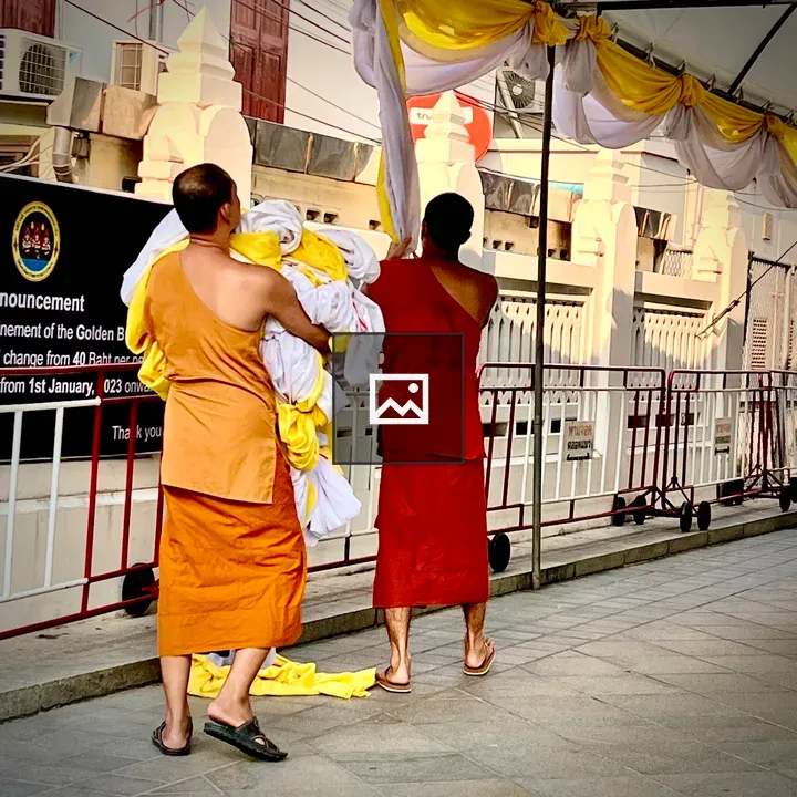 Monks at Wat Traimit in Bangkok