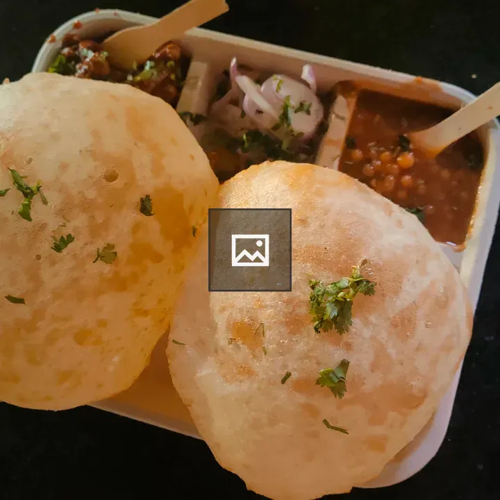 Chhole Bhature dish