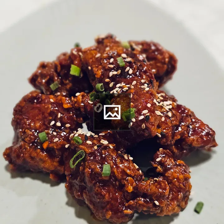 Crispy Korean fried chicken pieces