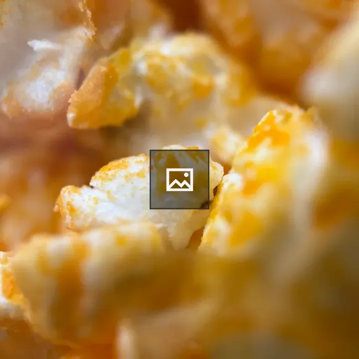 Cheesy popcorn
