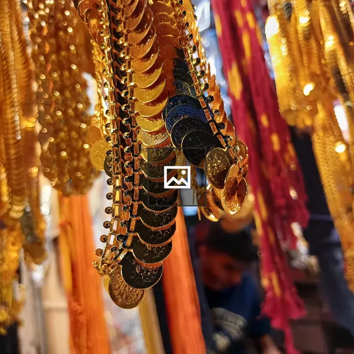 Traditional Indian gold jewelry