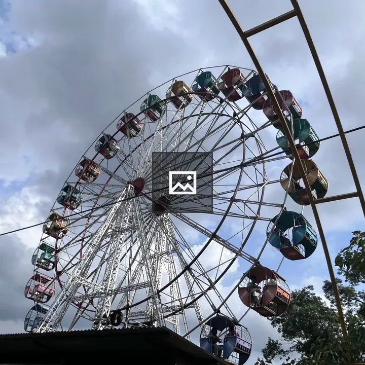 Ferris Wheel at Kathmandu Fun Park
