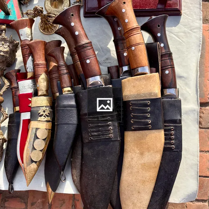 Display of traditional knives