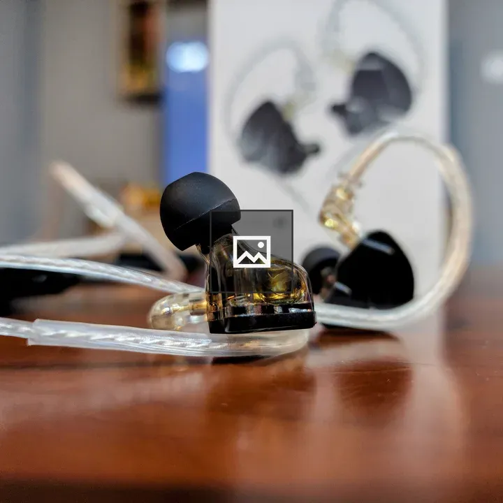Pair of wired headphones