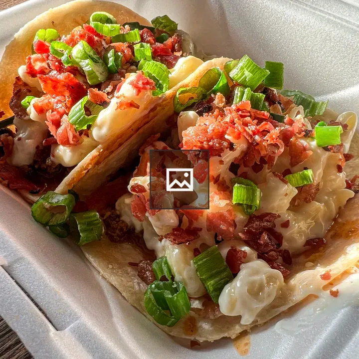 Bacon and mac-and-cheese tacos
