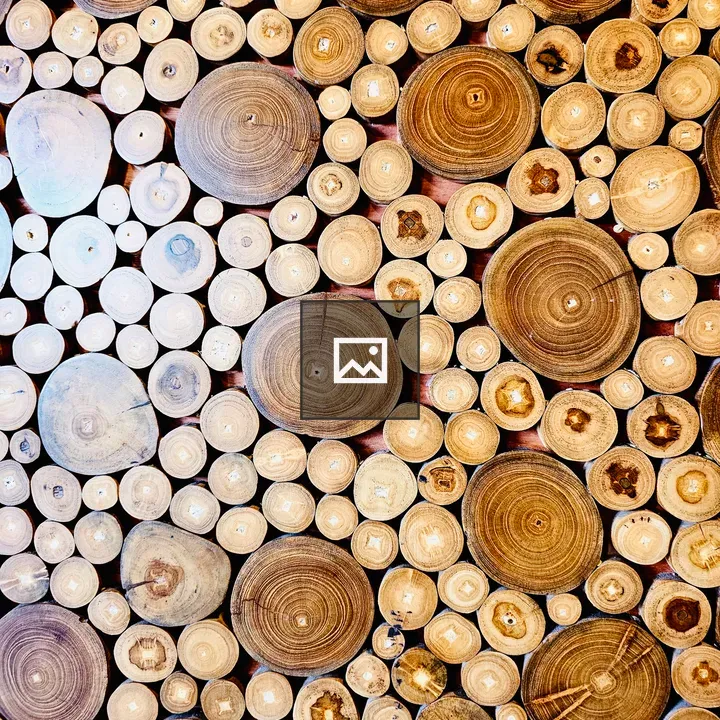 Interior decor with wooden pieces