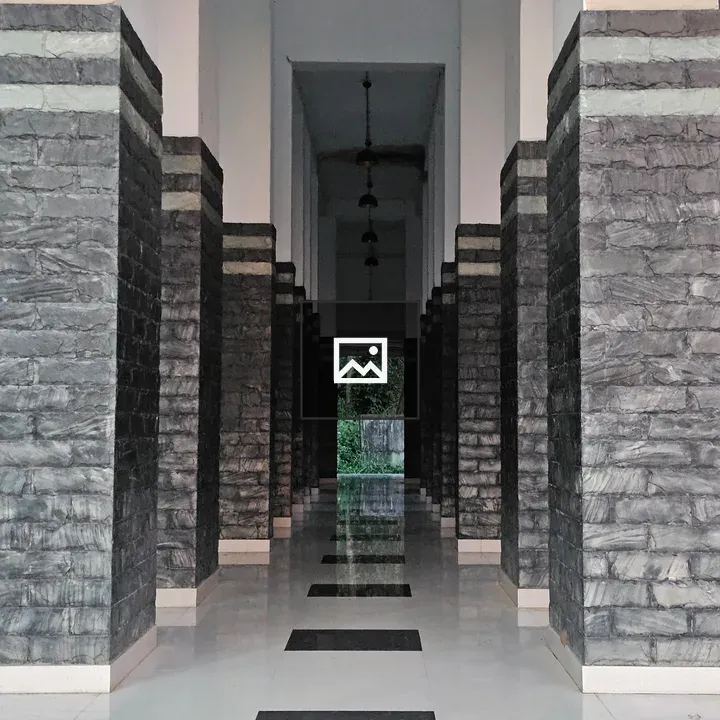 Corridor with pillars