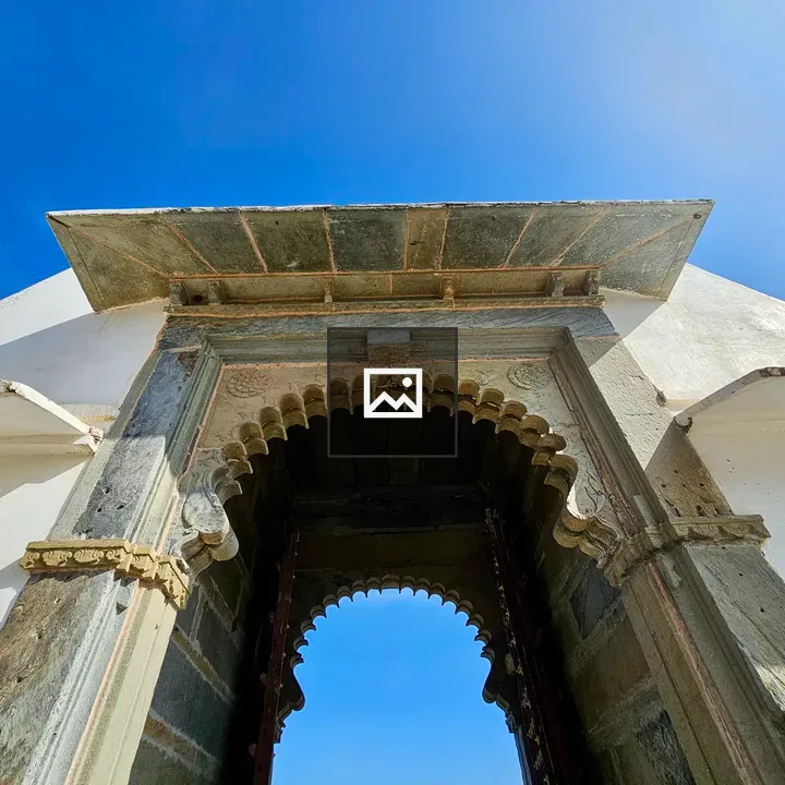 Old arched doorway at Monsoon Palace