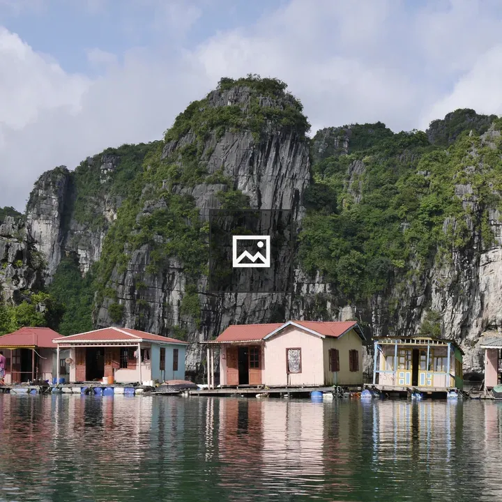 Fishing village in Halong Bay