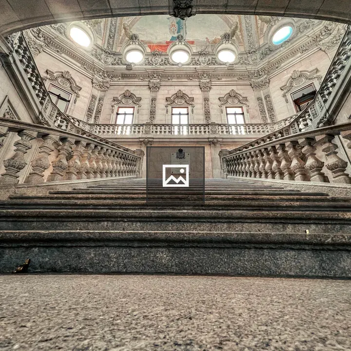 Main staircase at Palácio da Bolsa
