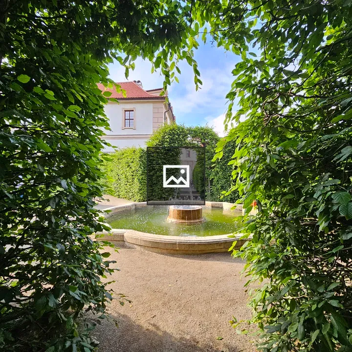 Fountain in Waldstein Garden