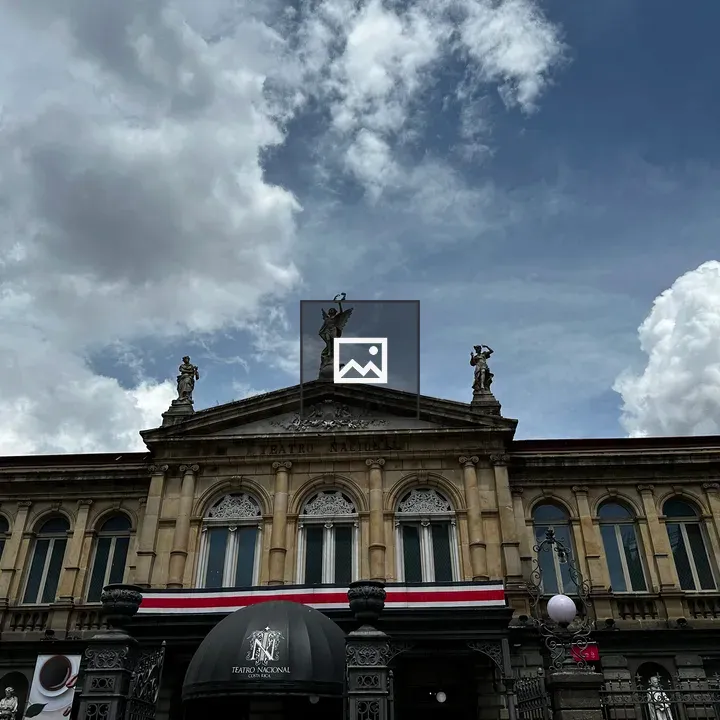 Teatro Nacional Exterior in San José