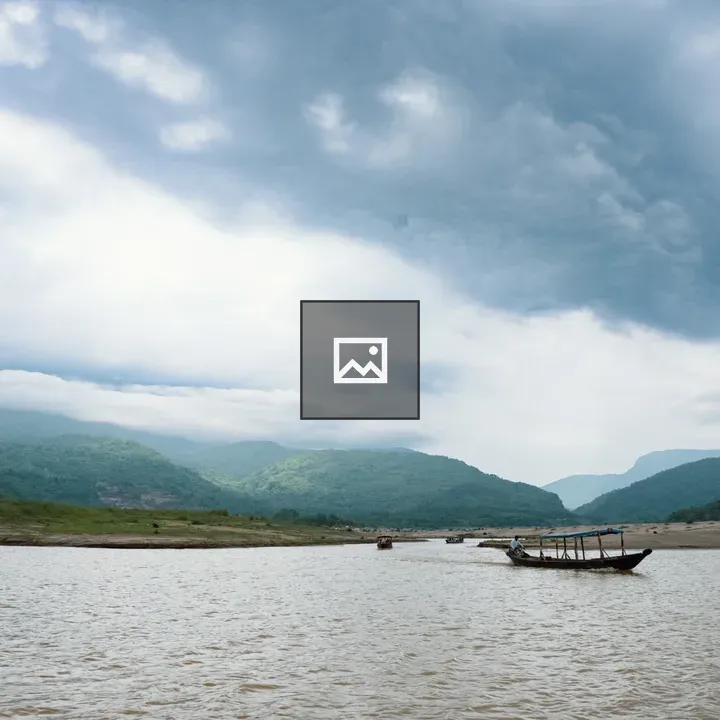 Shada Pathor Boats at River Mouth