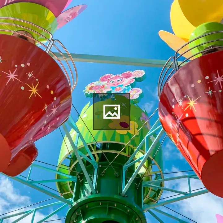 Sesame Street twirl ride