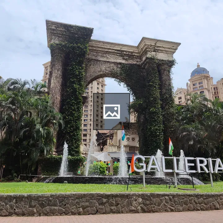 Grand entrance of Galleria Shopping Center