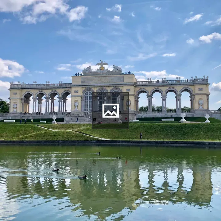 Schönbrunn Gloriette Scene