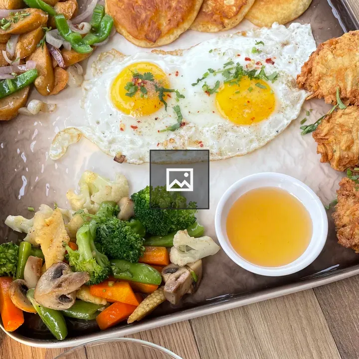 Top-down Breakfast Platter