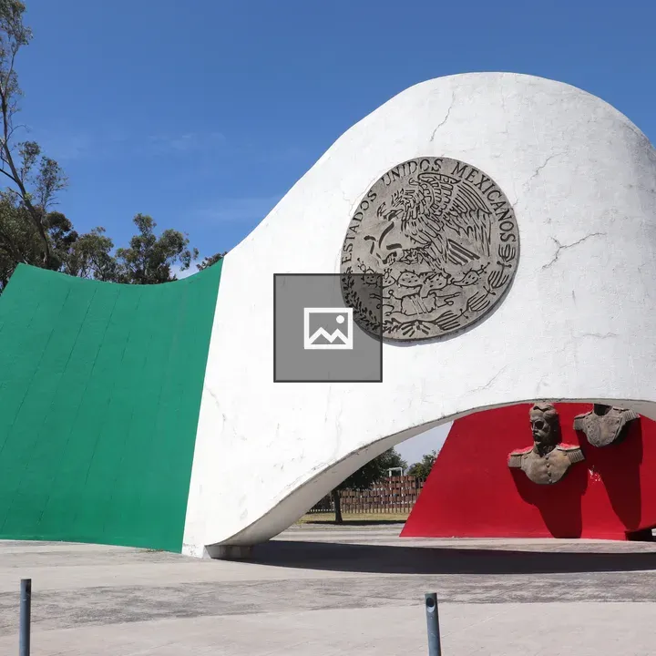 Monument to the flag of Mexico in Puebla