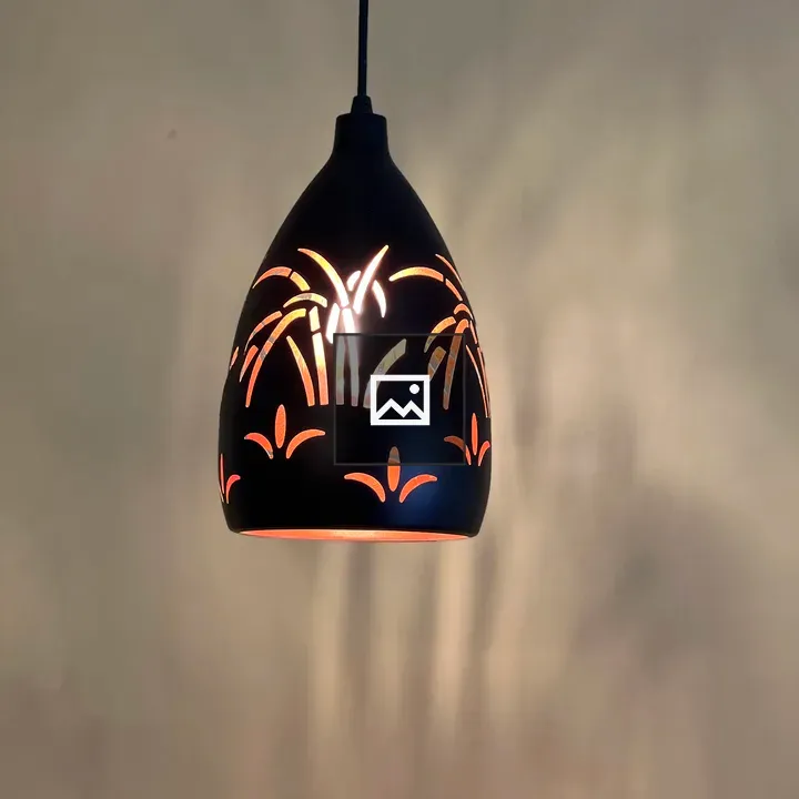 Hanging black pendant lamp