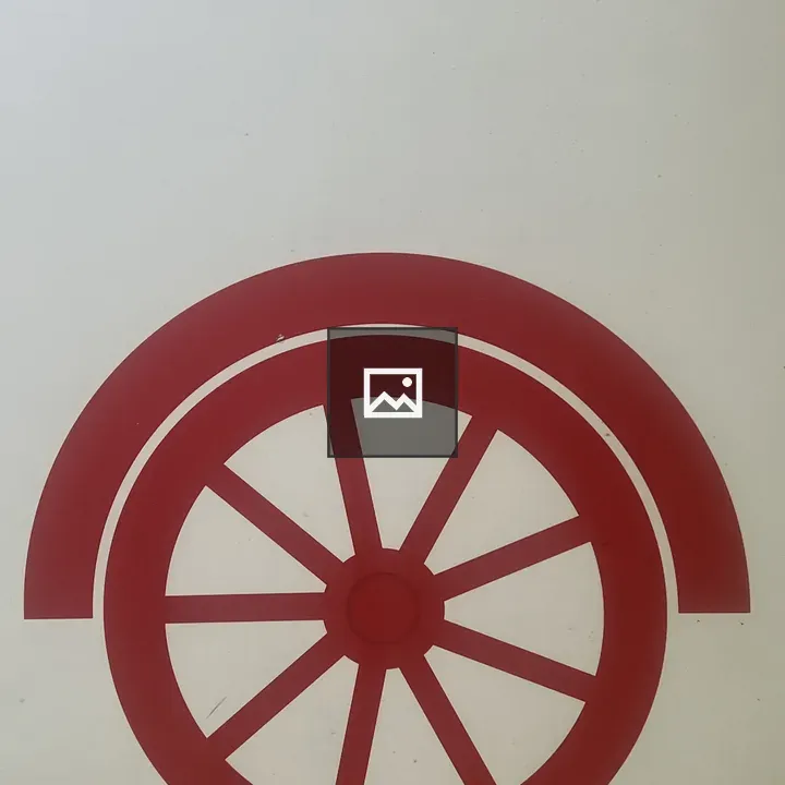 Red wagon wheel graphic