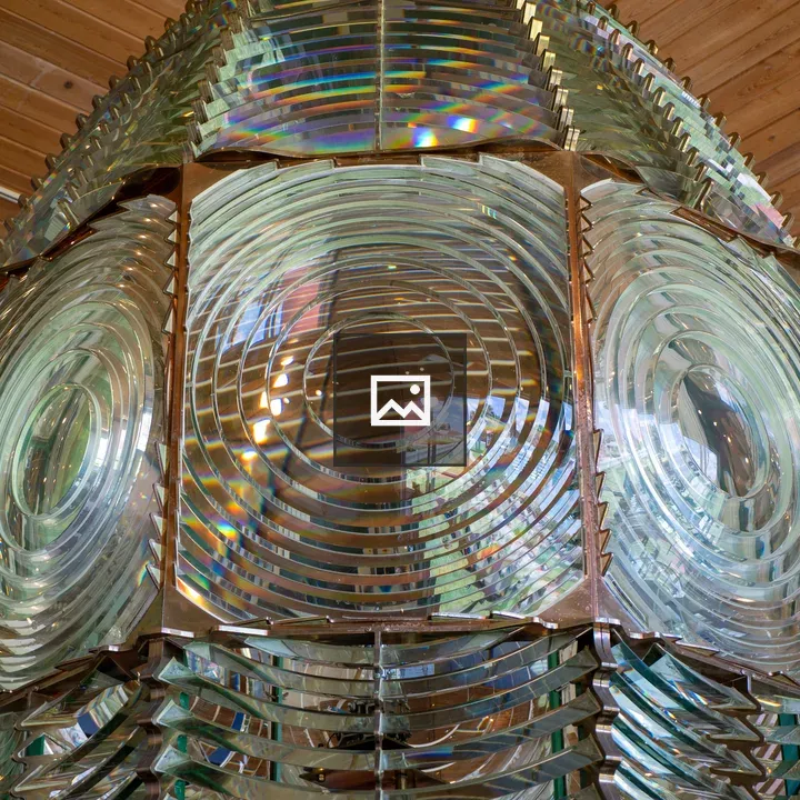 Lighthouse glass for light
